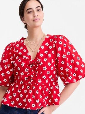 ON 34TH NWT Red Floral Puff Sleeve Peplum Blouse Small
